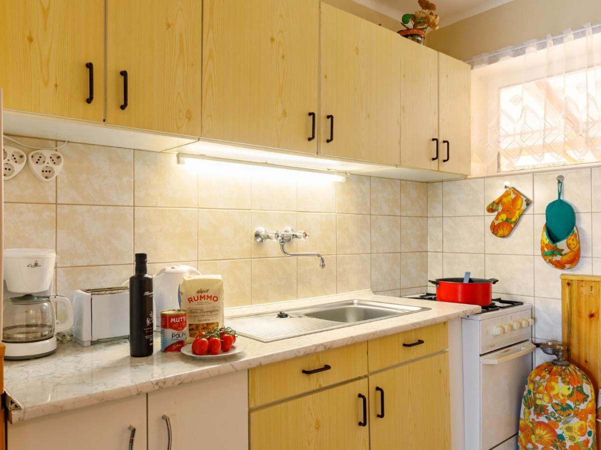Holiday Home Jazmin By Interhome Balatonszarszo Eksteriør billede